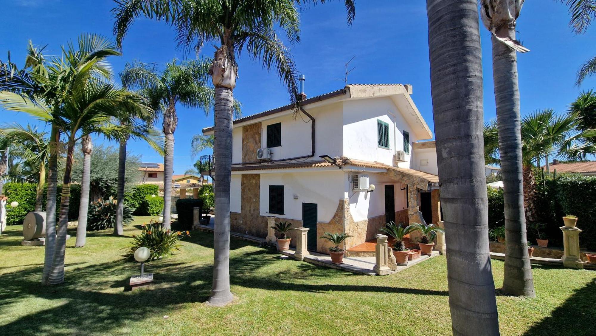 Villa Carlotta بروكولي المظهر الخارجي الصورة