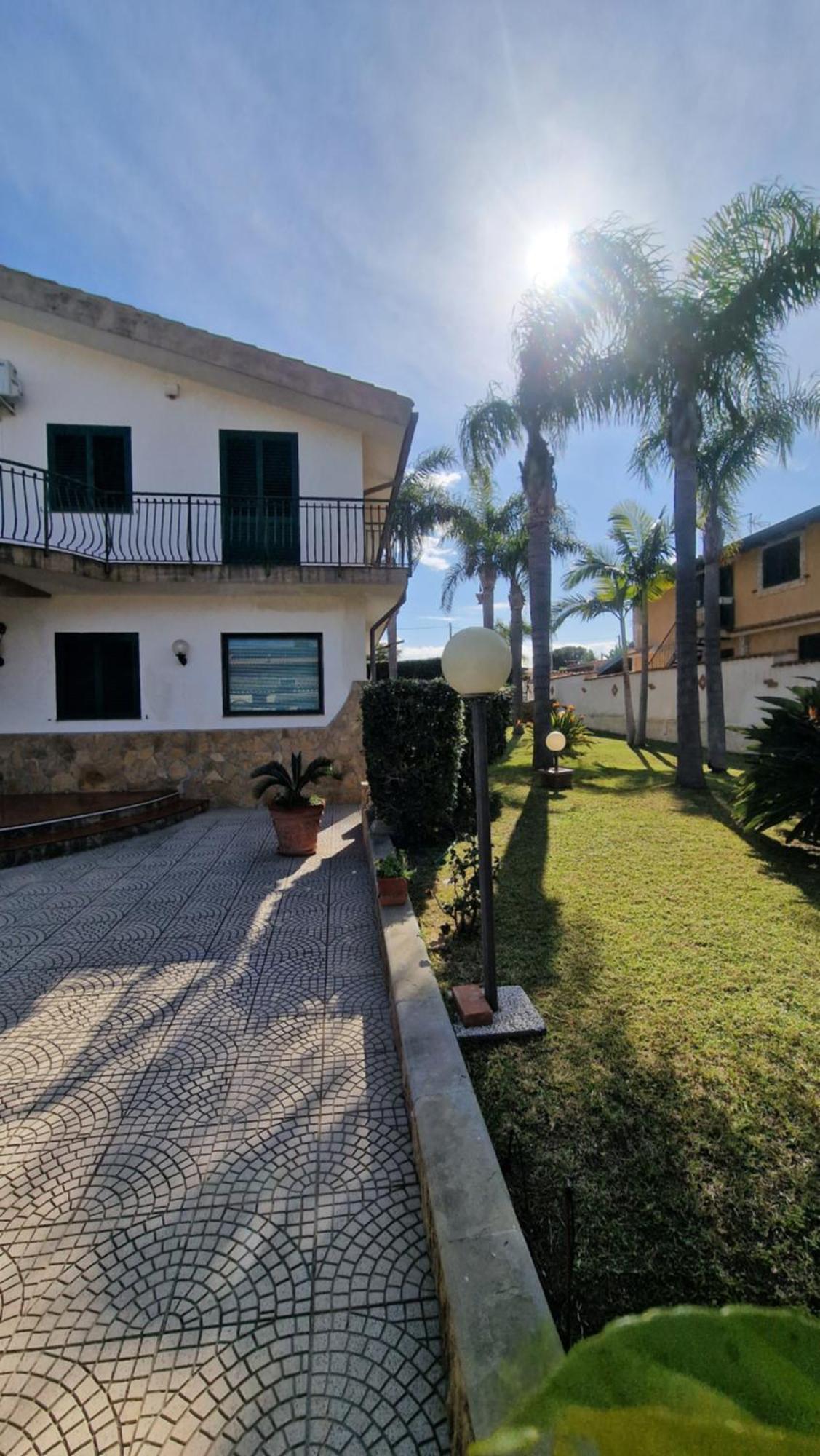 Villa Carlotta بروكولي المظهر الخارجي الصورة
